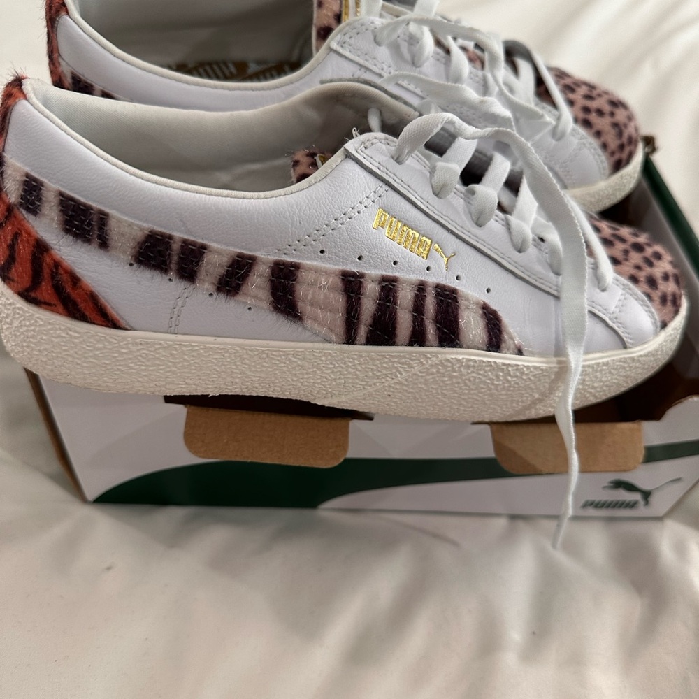 Puma - Picture 3 of 5